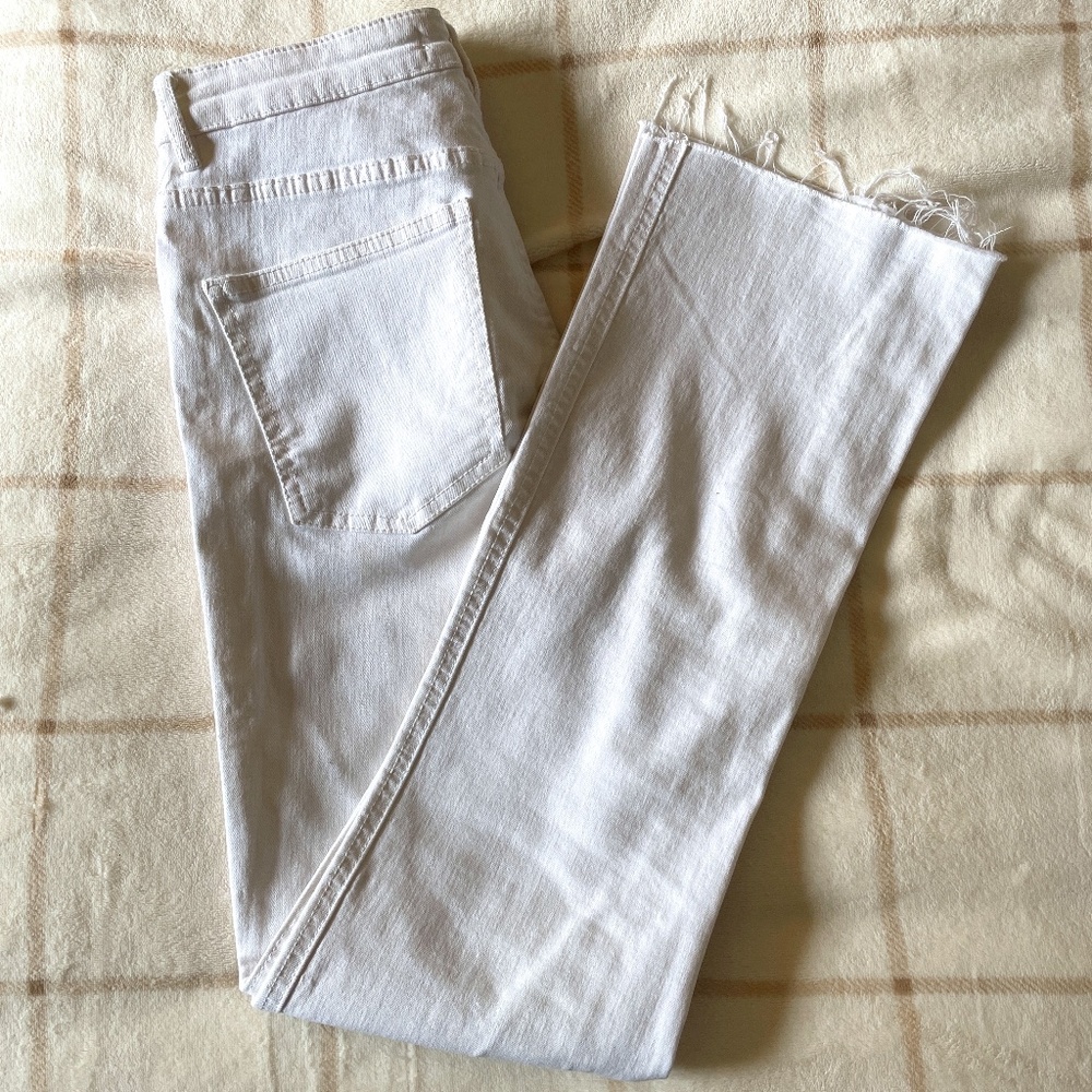 Zara High Waisted White Jeans - 4